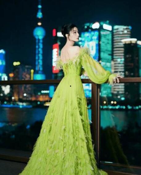 张雪迎今日吃瓜视频播放,瓜田李下，真相几何？