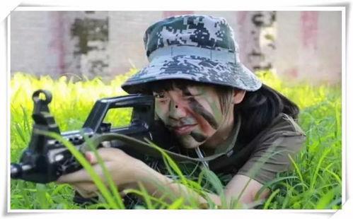 北方军人吃瓜视频,北方军人吃瓜视频展现军旅生活趣味